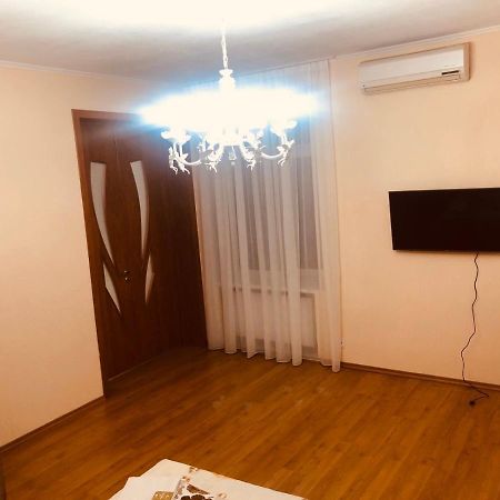 Апартаменты Центральный Район Dnipro Exterior foto